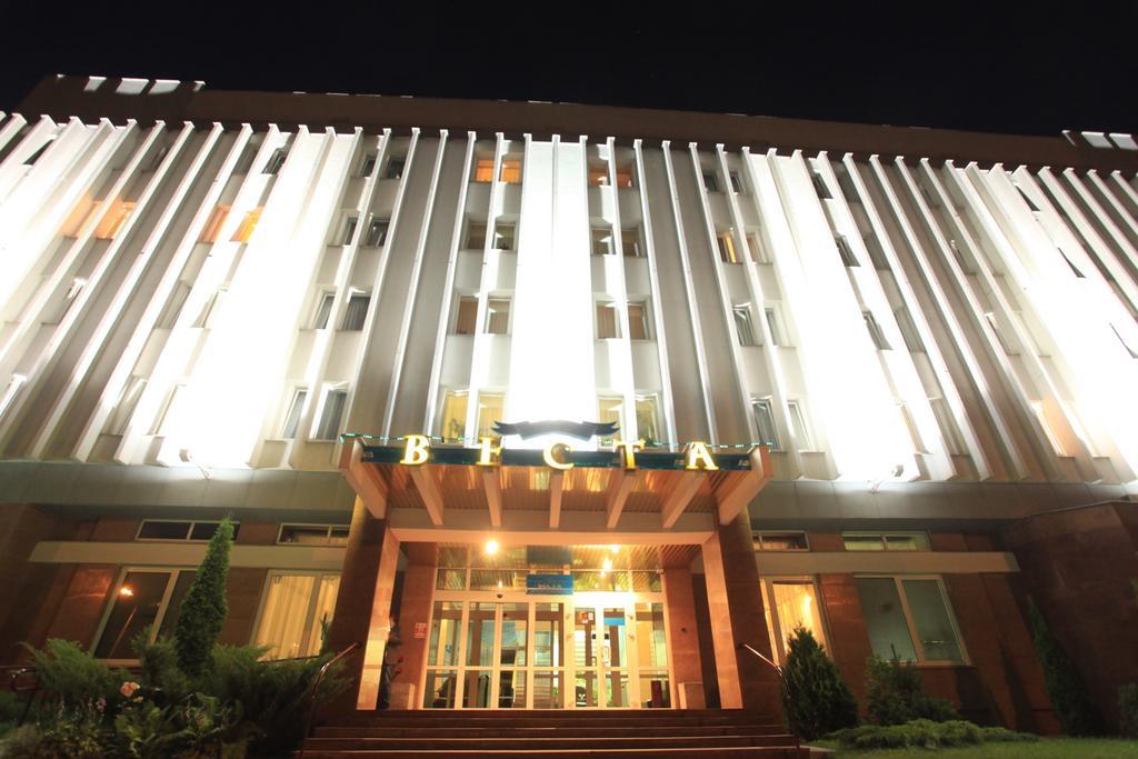 ברסט Hotel Vesta מראה חיצוני תמונה