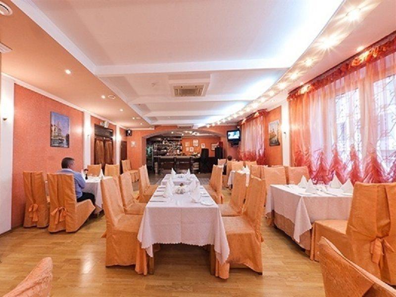 ברסט Hotel Vesta מראה חיצוני תמונה