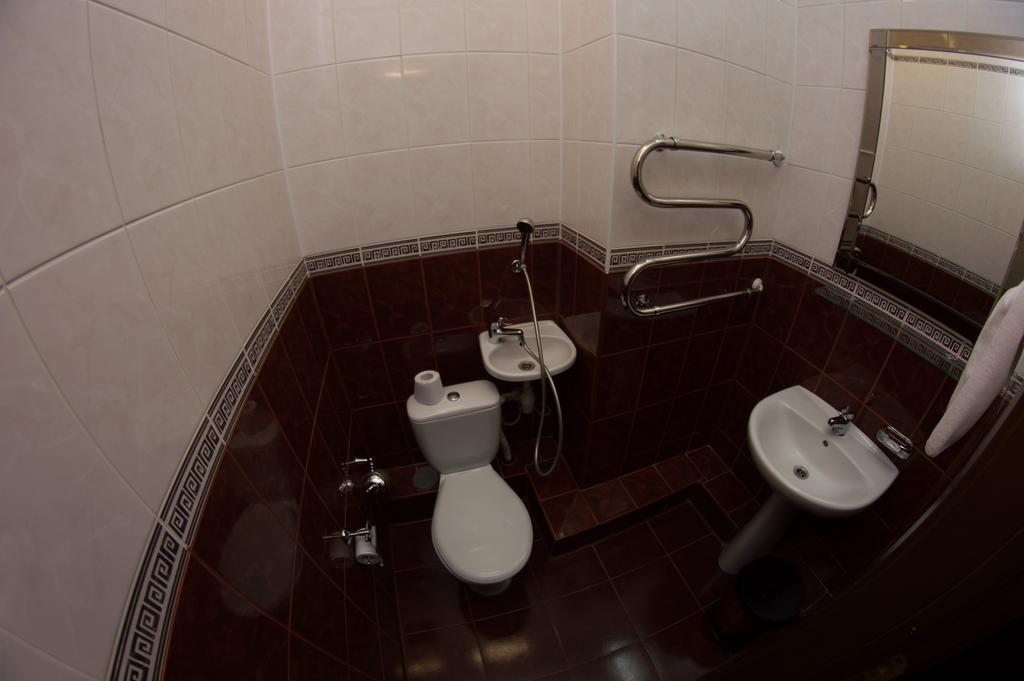 ברסט Hotel Vesta מראה חיצוני תמונה