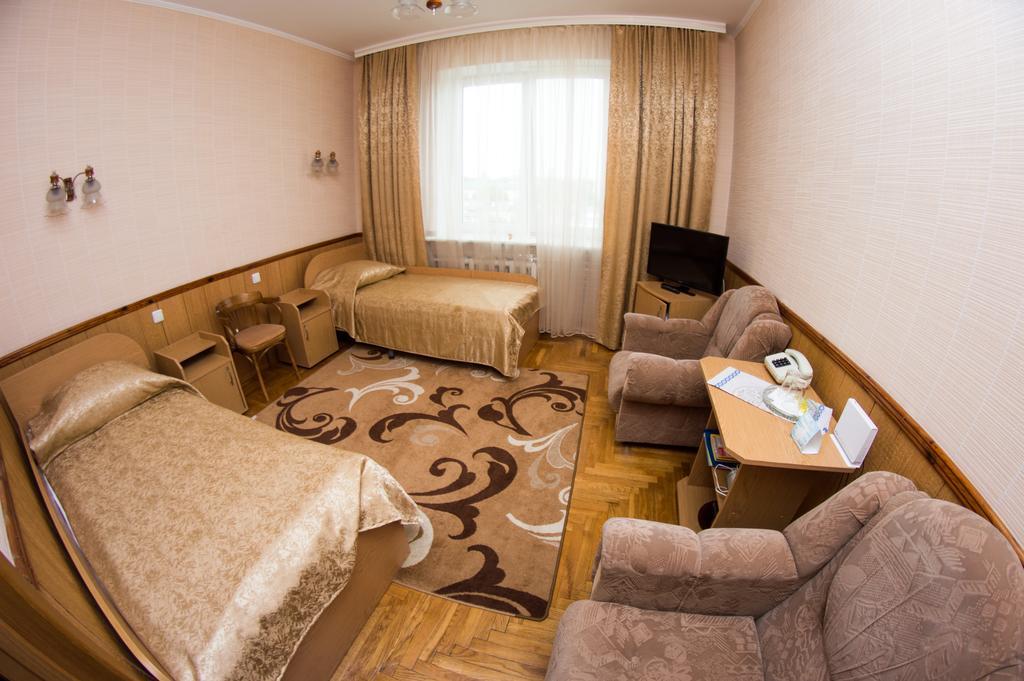 ברסט Hotel Vesta מראה חיצוני תמונה