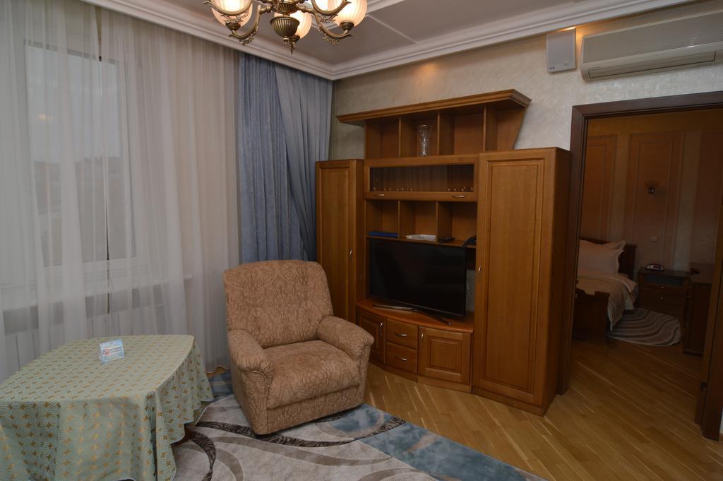 ברסט Hotel Vesta מראה חיצוני תמונה