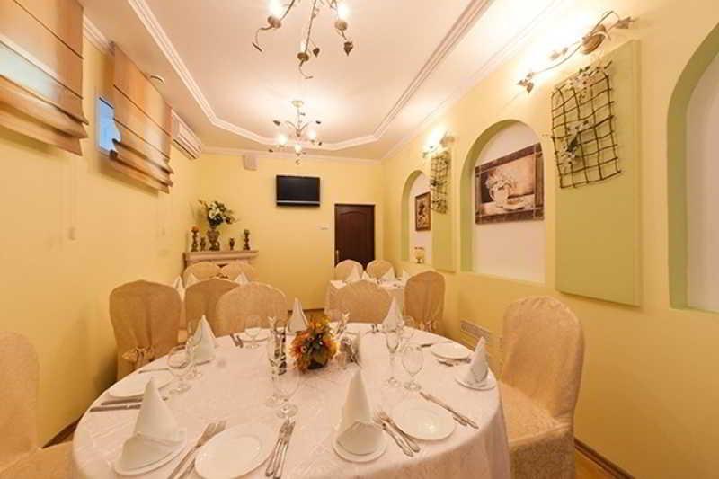 ברסט Hotel Vesta מראה חיצוני תמונה